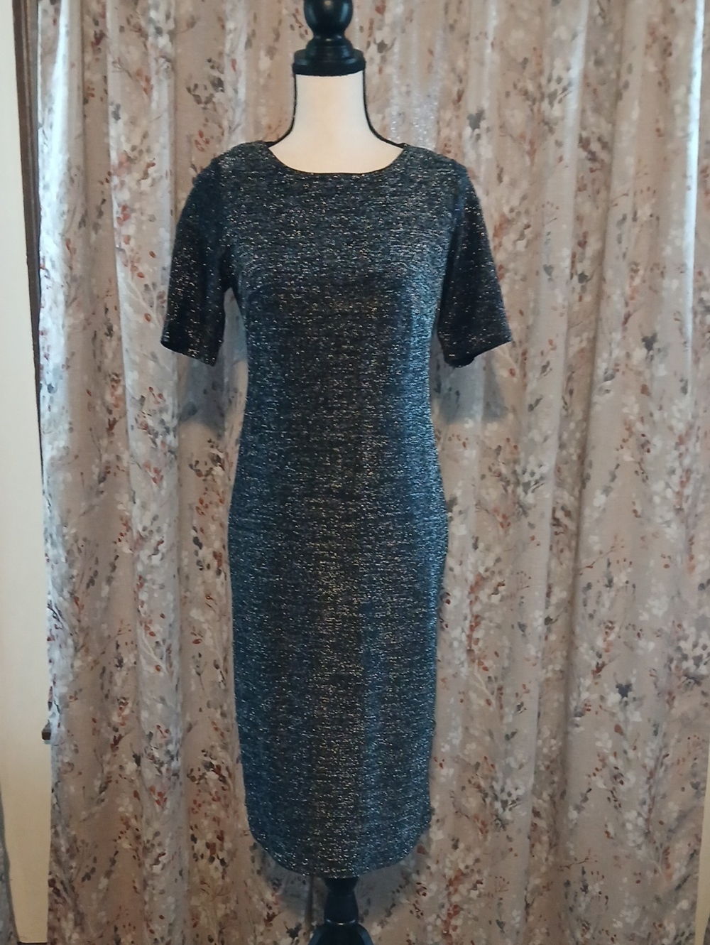 Metallic-Thread Midi Sheath Dress in Black